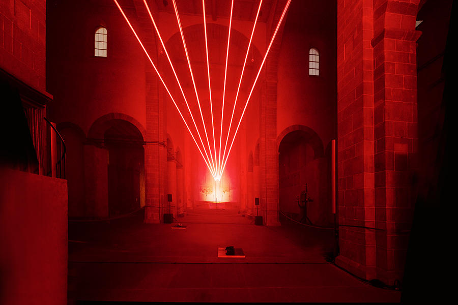 installation End of Darkness, exhibition in the cathedral of Schaffhausen (Switzerland)